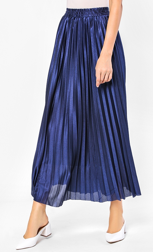 Audrey Pleated Skirt in Navy Blue | FashionValet