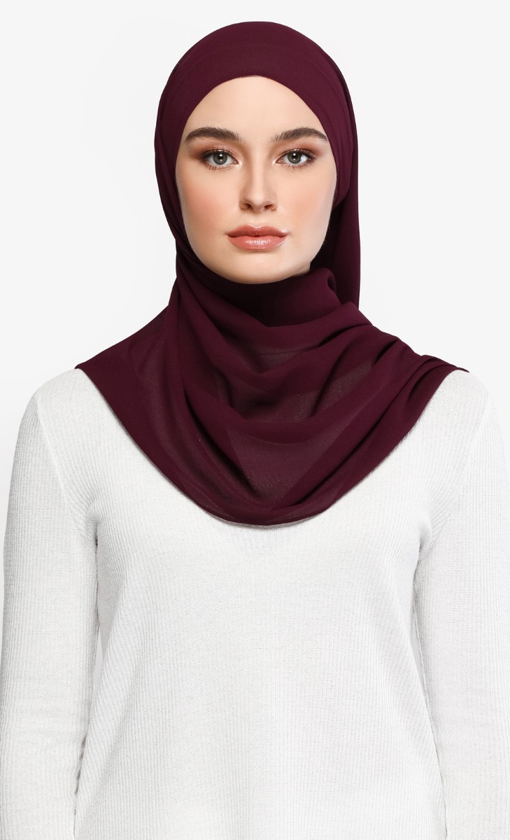 Chicago Chiffon Hijab In Maroon | FashionValet